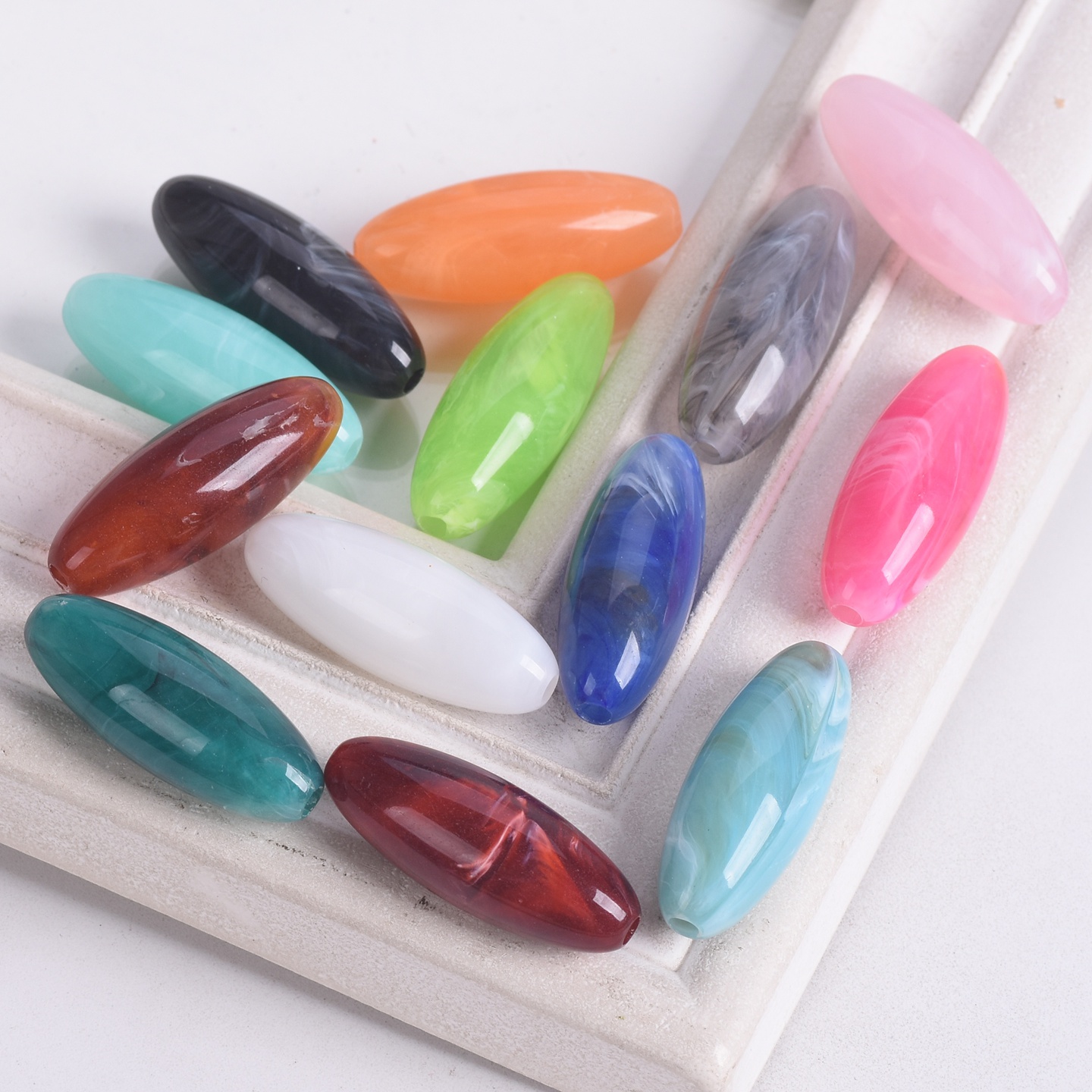 Vintage Collectible Marbles - 10 قطع من الخرز البلاستيكي الأكريليك