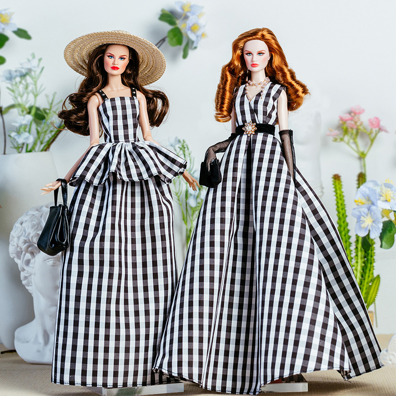 32 سنتيمتر عارضة أزياء ملابس د - مراجعة Vintage Toys Collector وسعره